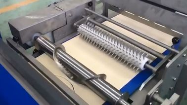 Ευρωπαϊκή τυποποιημένη πίτσα που κατασκευάζει τη μηχανή με το βιομηχανικό καλύπτοντας με σεντόνι σύστημα ζύμης προμηθευτής