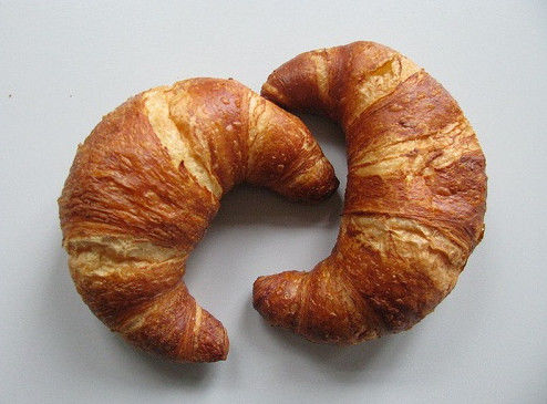 Αυτόματο πλάτος ζωνών ψύξης Croissant προσαρμοσμένο γραμμή παραγωγής για την κάμψη Croissant