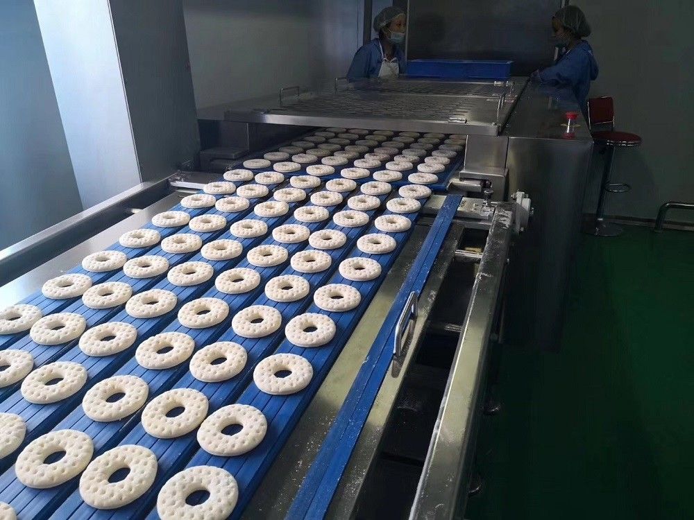 Doughnut που κατασκευάζει τον εξοπλισμό, βιομηχανική doughnut μηχανή για το ψωμί/doughnut ζύμης